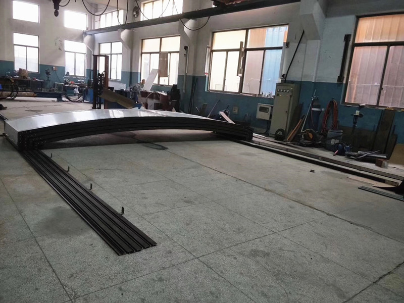 手動(dòng)移動(dòng)陽光房